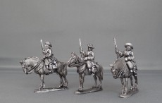 Dragoons in floppy hats standing WOTLOAD01