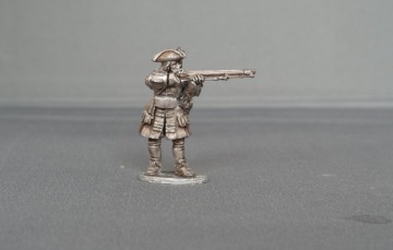 Musketeer of Gardes Francaises and Suisses stood firing WSSMGF01