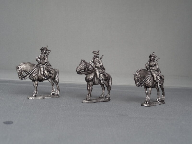Russian Dragoon Regiment on standing horses in Tricorn