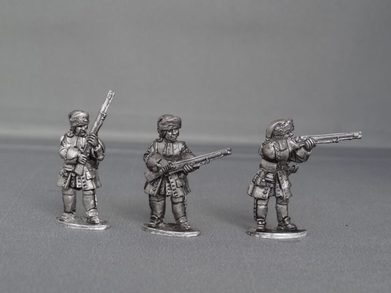 Dismounted French Dragoons in furcaps