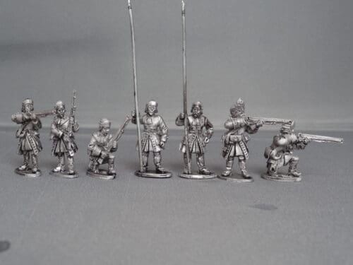 GNW Russian foot Regiment stood and kneeling in Karpus