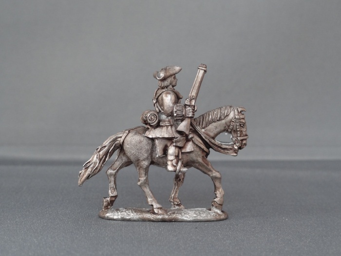 WSS Horse with carbine horse trotting