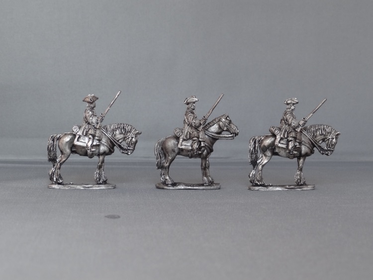 WSS Horse stood with carbines