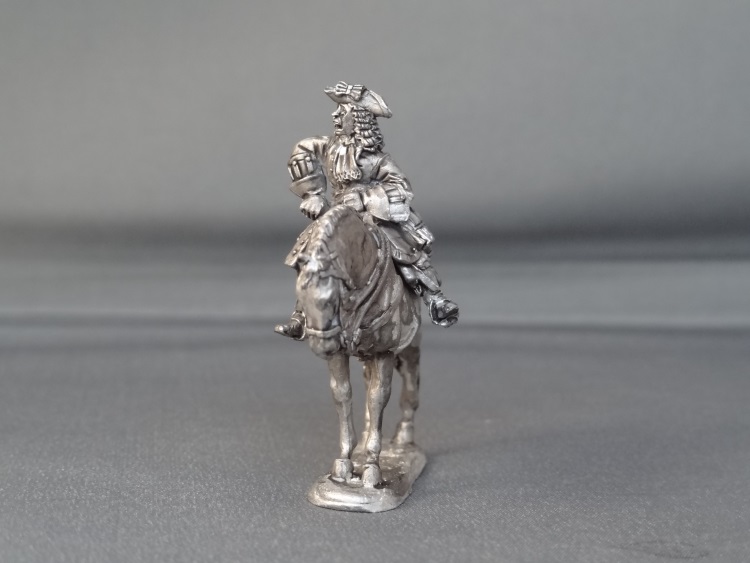General Officer hand on hip