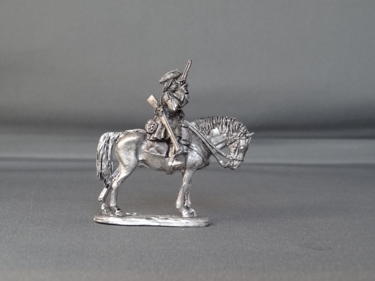 French/Spanish horse troopers with pistols standing horse