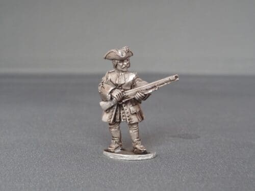 Spanish fusilier priming fusil