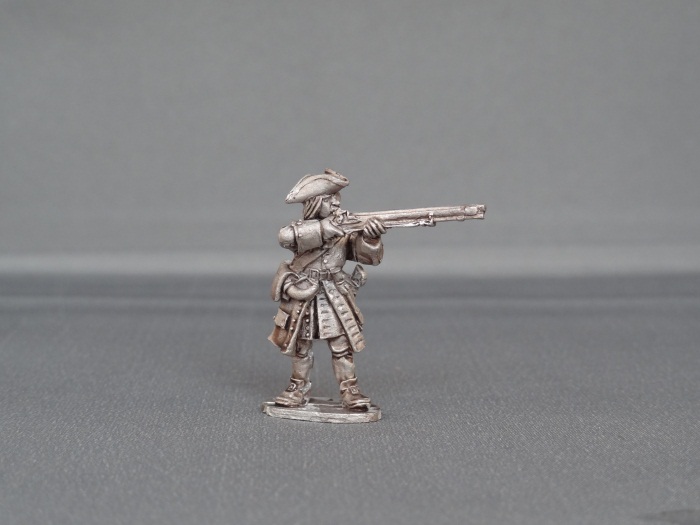 Dutch Regiment stood and kneeling giving fire