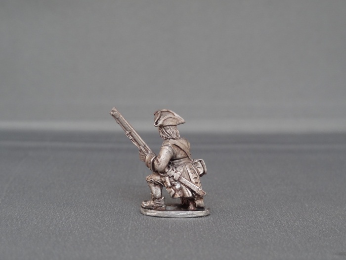Musketeer kneeling wssm03