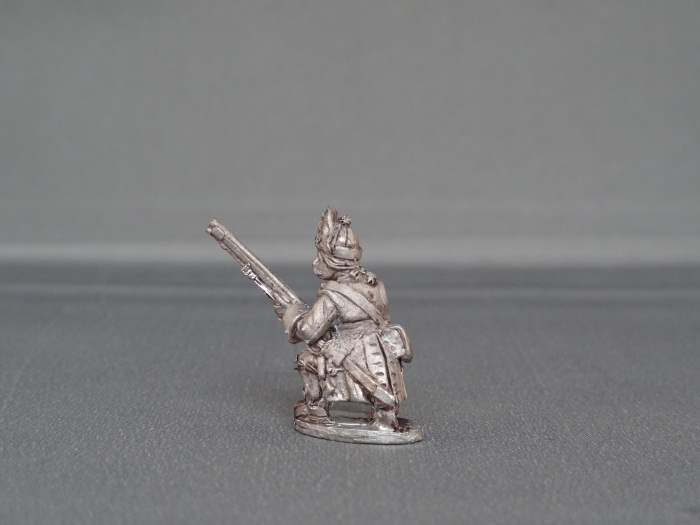 Dutch Grenadier kneeling wssdg03
