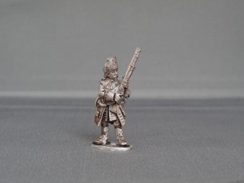 wss-figures-055 Dutch Grenadier presenting arms wssdg04