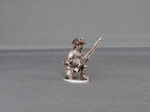 Musketeer kneeling with cockade